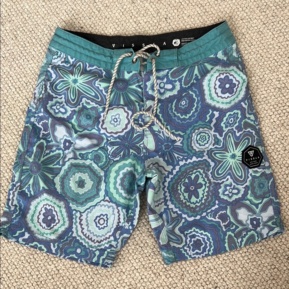 Vissla Men's Blue Floral Swim Shorts 29